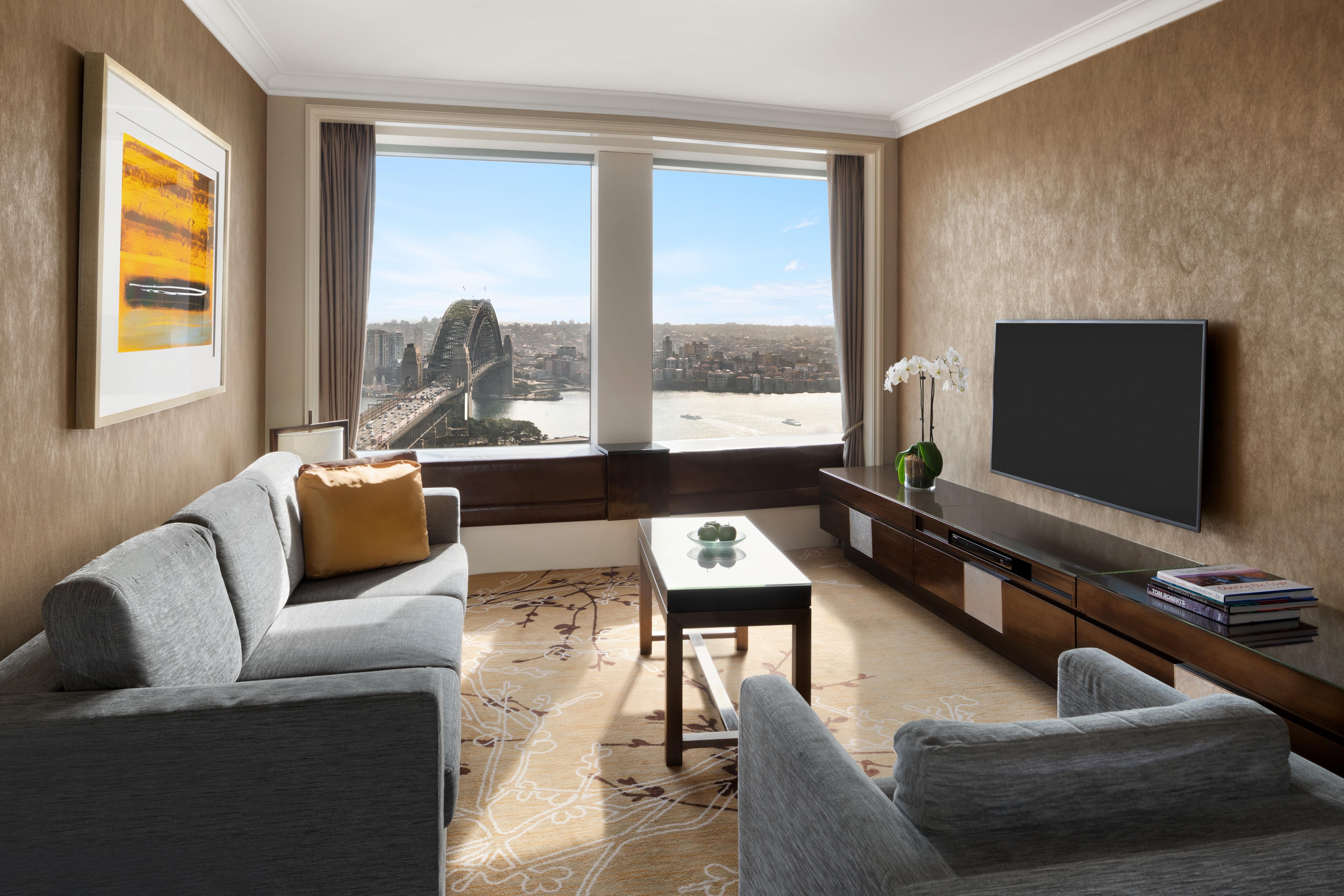 Shangri-La Sidney Dış mekan fotoğraf A view of the Sydney Opera House from a suite at the Sydney Opera House